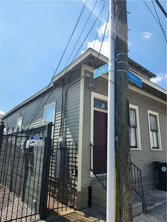 $1,300 | 2127 Louisiana Avenue, New Orleans, LA 70115