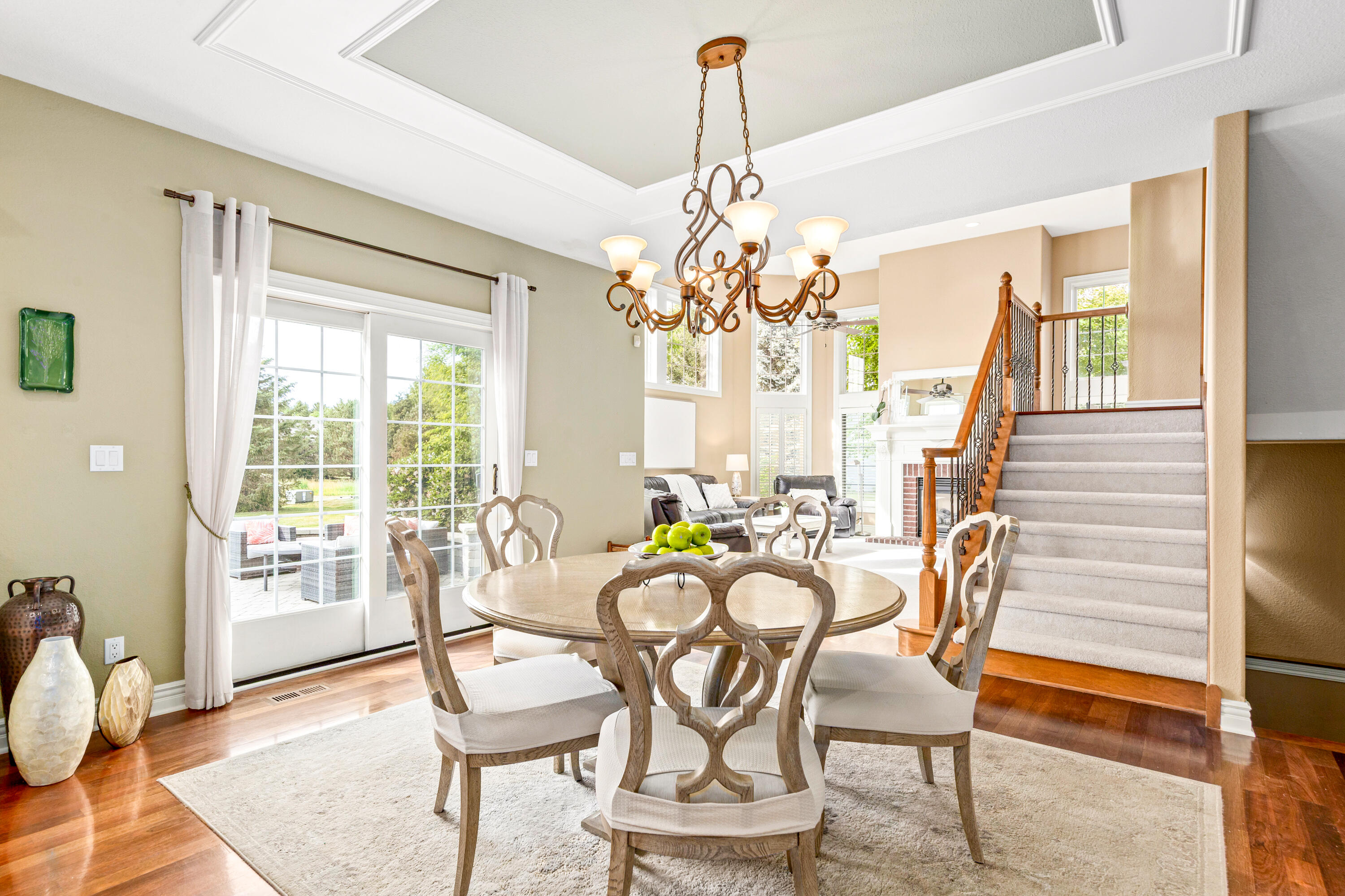 1260 4 Winds Way Hartland, WI 53029 - Photo 27 of 79 Beautifully-Appointed Dining Area