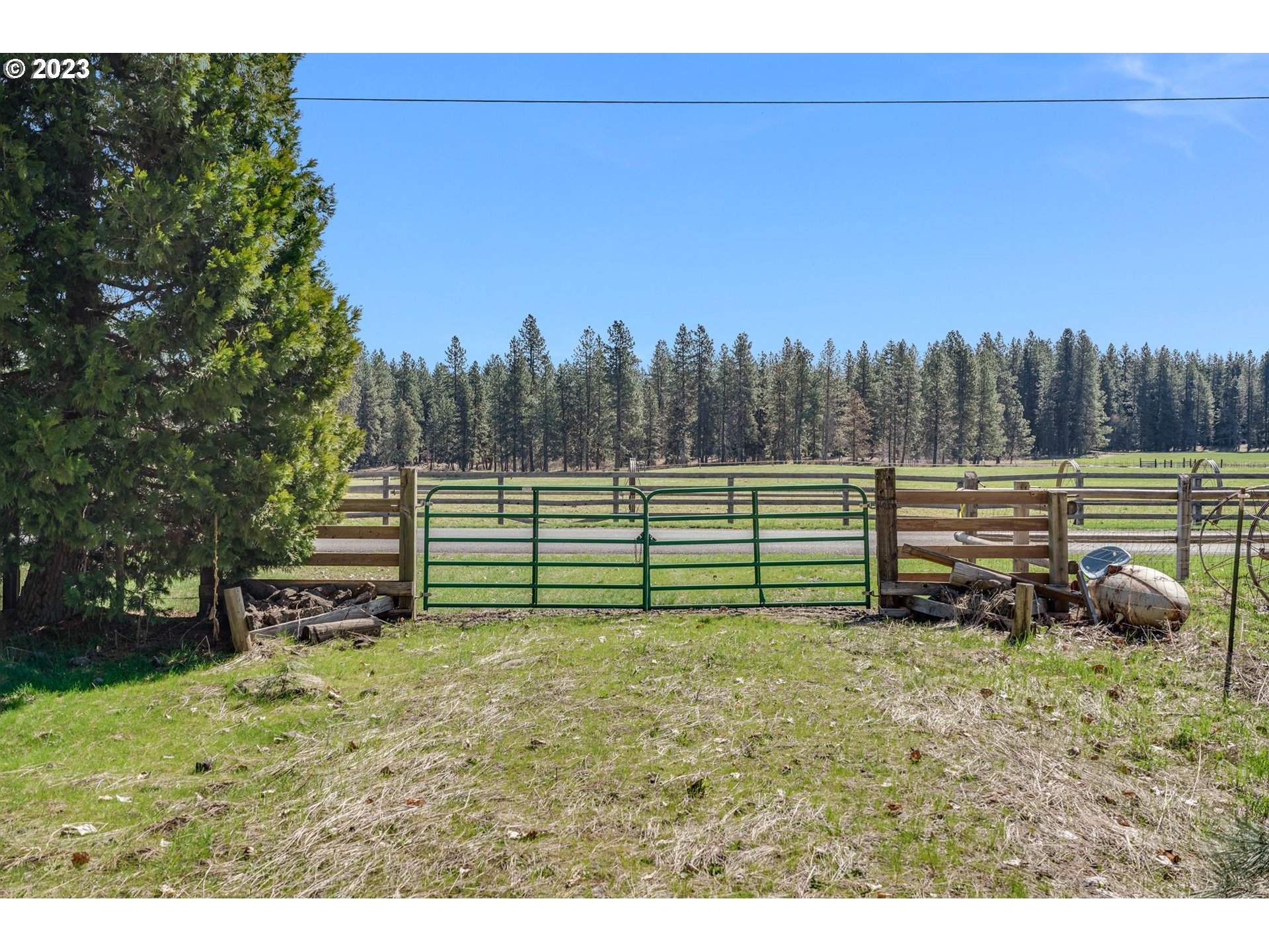 69 Jennings Road Trout Lake, WA 98650 - Photo 29 of 38 a view of a bench in a garden