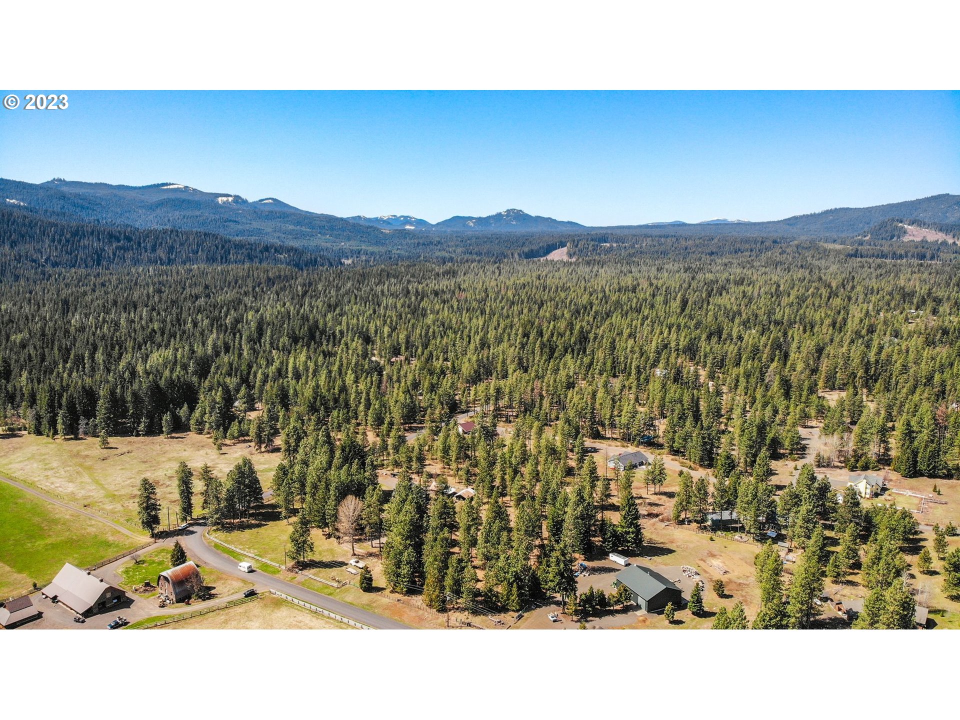69 Jennings Road Trout Lake, WA 98650 - Photo 8 of 38 a picture of a city and mountain view