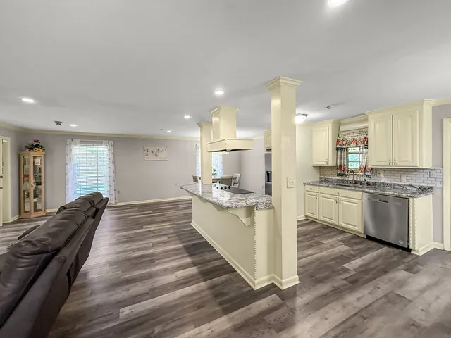 $189,400 | 1409 Vermont Avenue, McComb, MS 39648