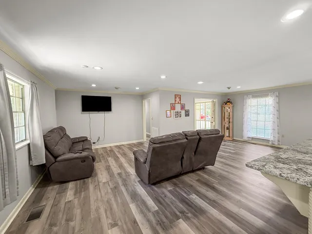 $189,400 | 1409 Vermont Avenue, McComb, MS 39648