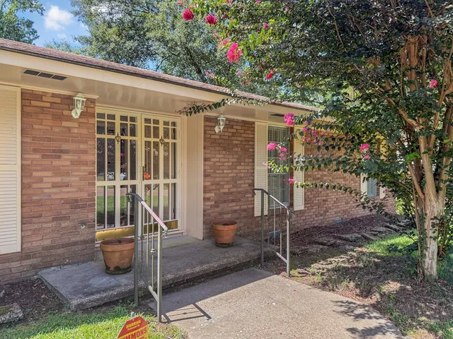 $189,400 | 1409 Vermont Avenue, McComb, MS 39648