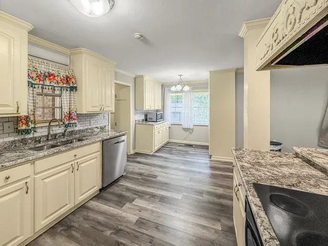 $189,400 | 1409 Vermont Avenue, McComb, MS 39648