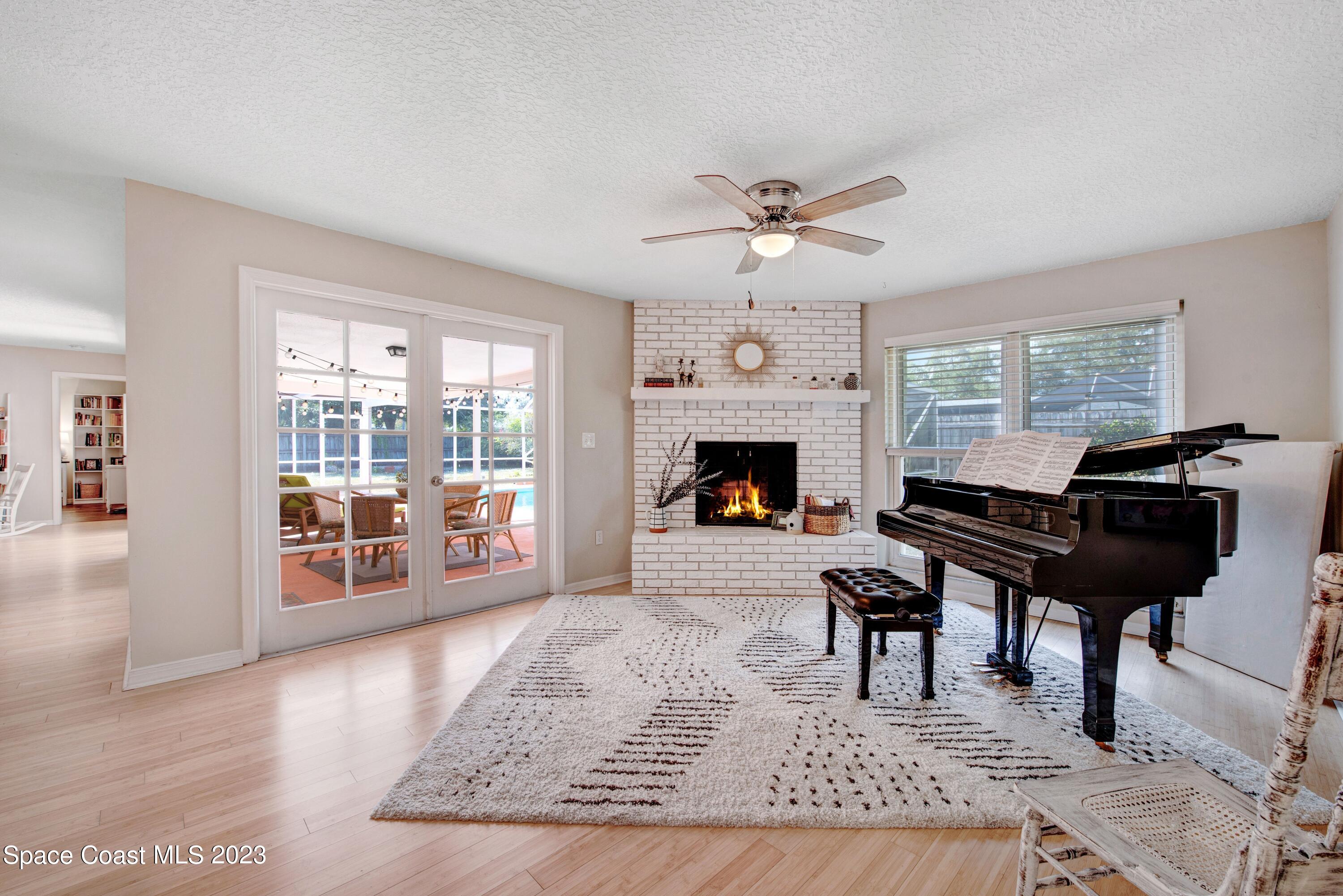 3665 Linnea Road Merritt Island, FL 32952 - Photo 16 of 40 3665 Linnea Rd MI Living Room V2