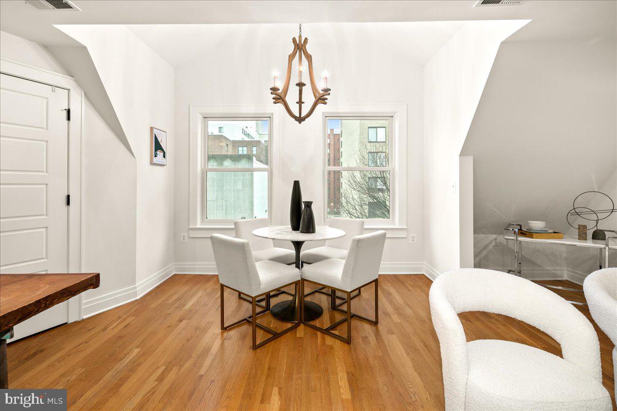 1109 M Street Northwest, Unit 11 Washington, DC 20005 - Photo 16 of 37