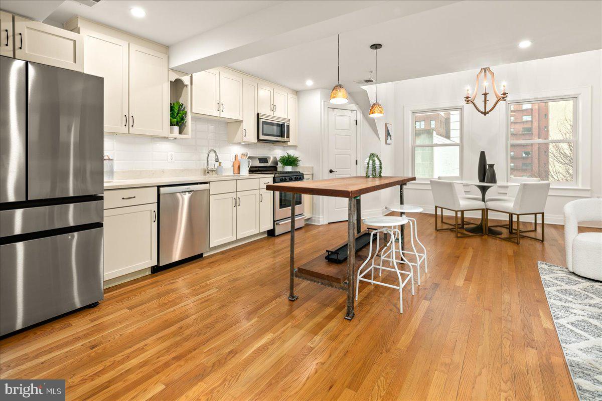 1109 M Street Northwest, Unit 11 Washington, DC 20005 - Photo 10 of 37