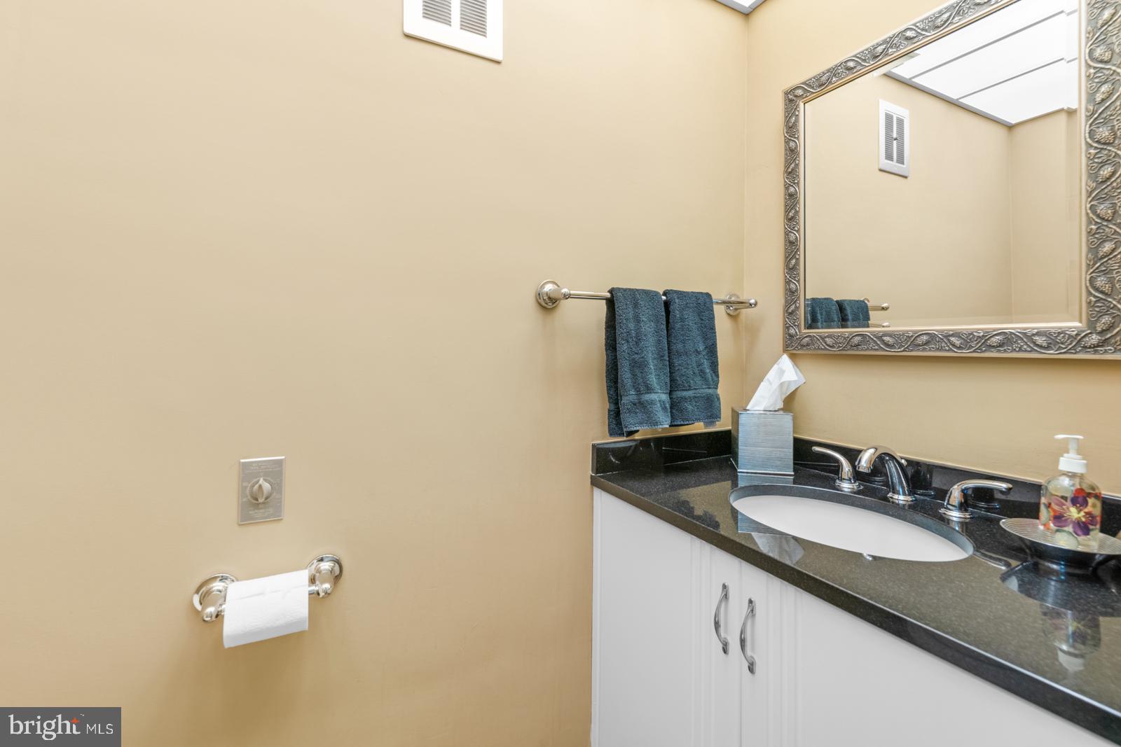 1410 Kutz Drive Pottstown, PA 19465 - Photo 30 of 41 Half bath in hallway