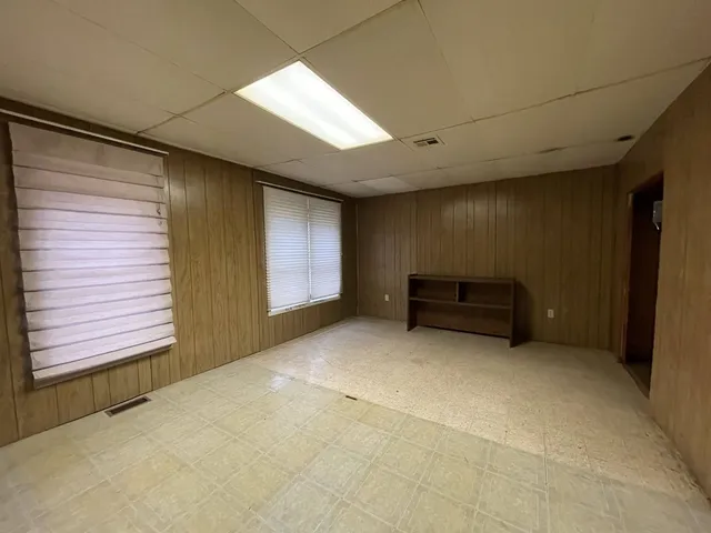 $70,000 | 625 North 3rd Street, Unit 3, Arkansas City, KS 67005