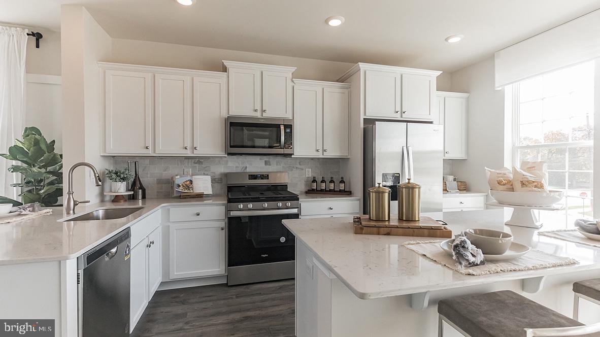 16 Lilac Cir Mount Mount Laurel, NJ 08054 - Photo 12 of 35