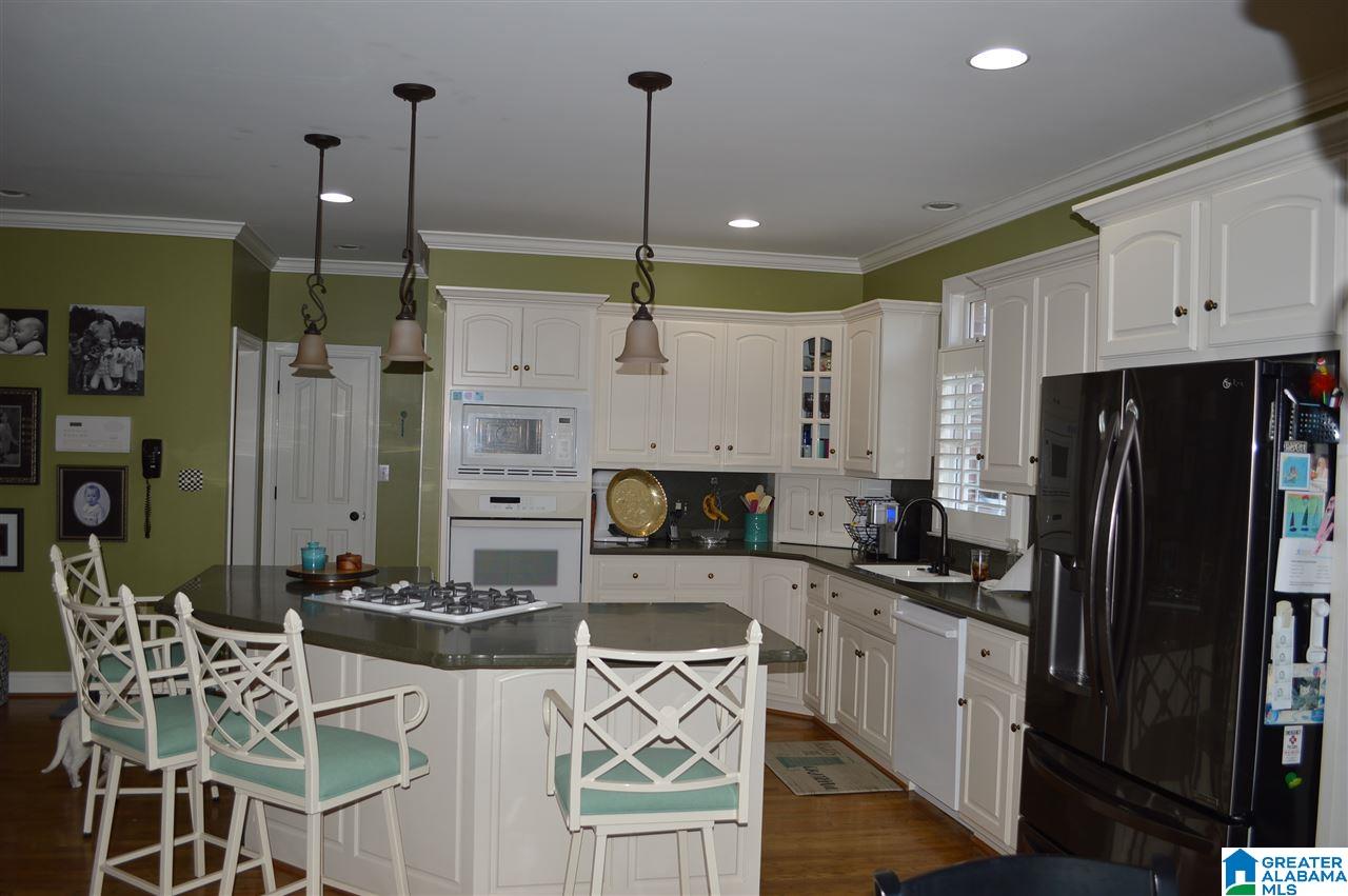 5648 Ridgeview Drive Trussville, AL 35173 - Photo 9 of 37