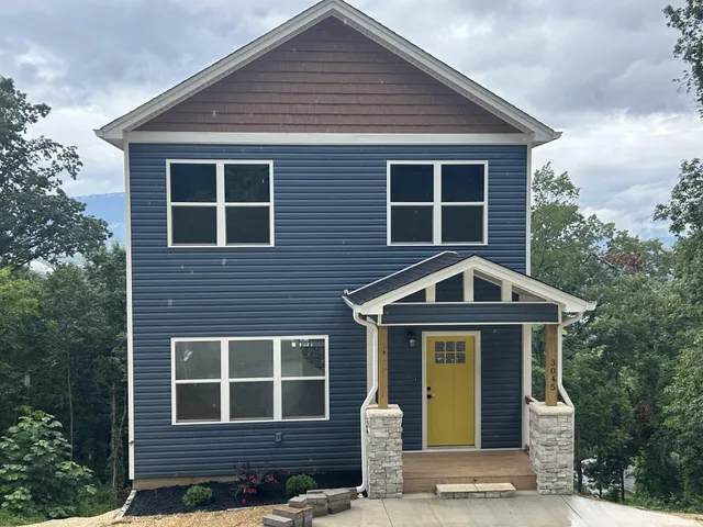 $385,000 | 3045 Westside Drive, Chattanooga, TN 37404