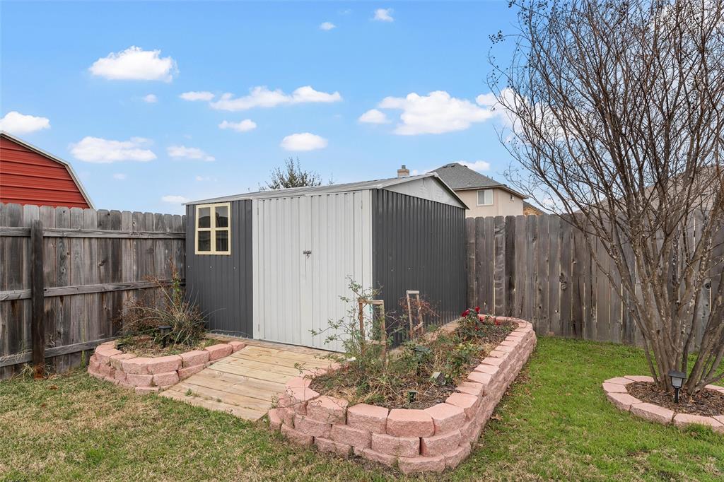 9945 Caney Creek Drive Waco, TX 76708 - Photo 33 of 35