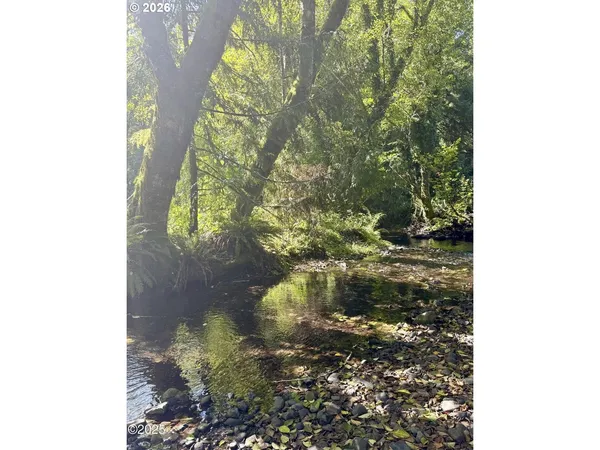 $422,500 | 566 North Bear Creek Road, Otis, OR 97368