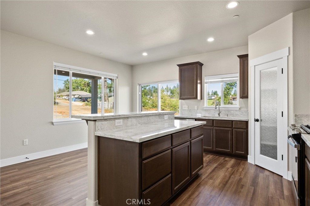 1436 Wolf Lane Paradise, CA 95969 - Photo 15 of 27 MODEL HOME - Finishes may differ.
