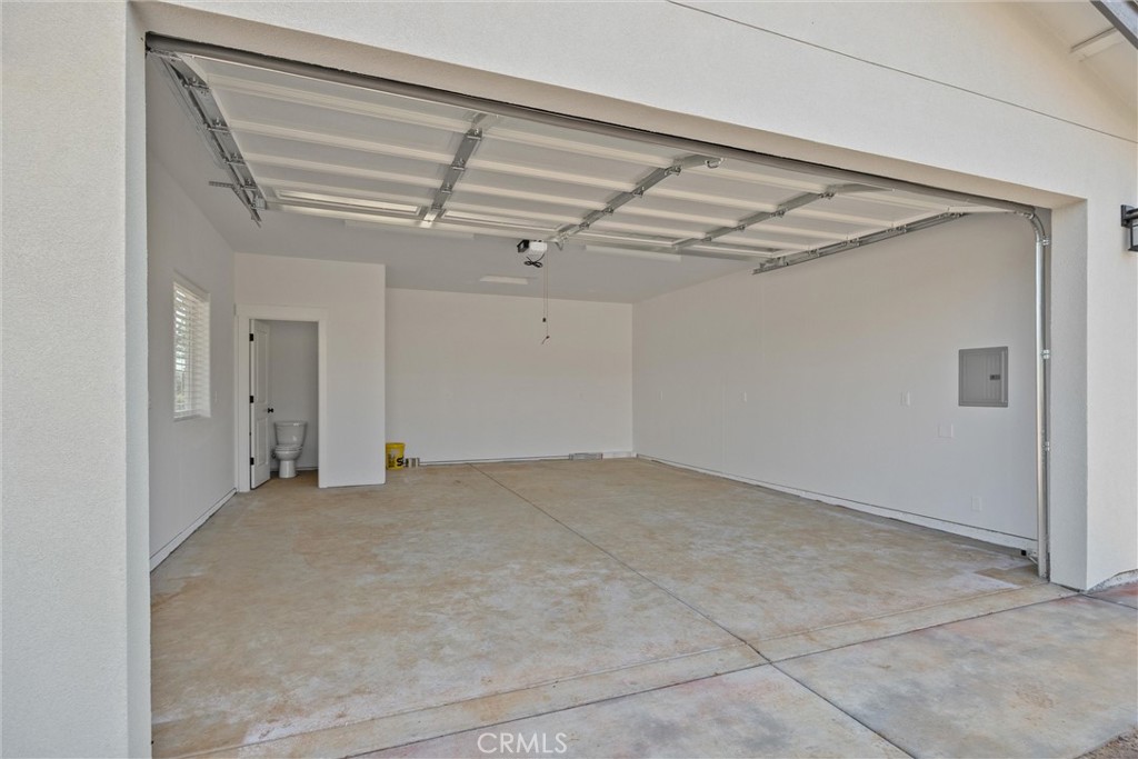 1436 Wolf Lane Paradise, CA 95969 - Photo 25 of 27 MODEL HOME - Finishes may differ.