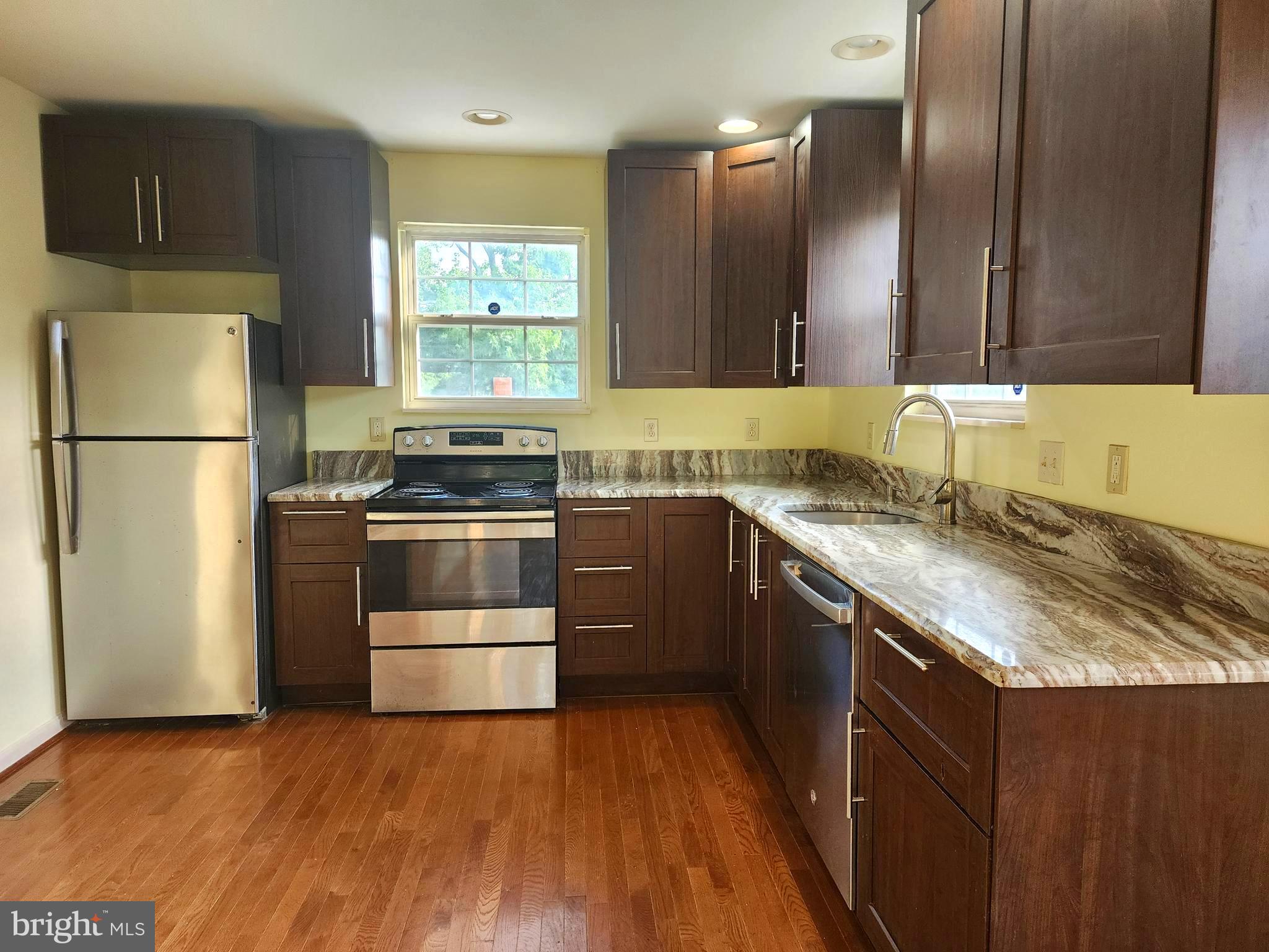 1500 Lincoln Road Shady Side, MD 20764 - Photo 8 of 49 Gallery Image 8