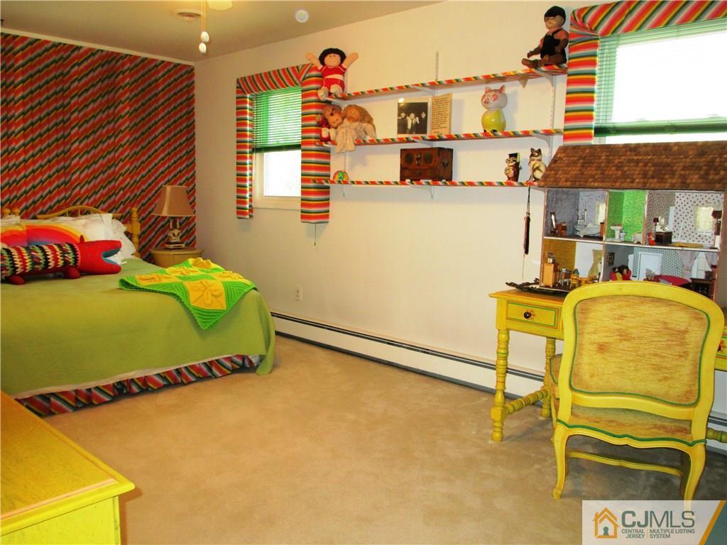 33 Boston Post Road East Brunswick, NJ 08816 - Photo 17 of 24 Gallery Image 17