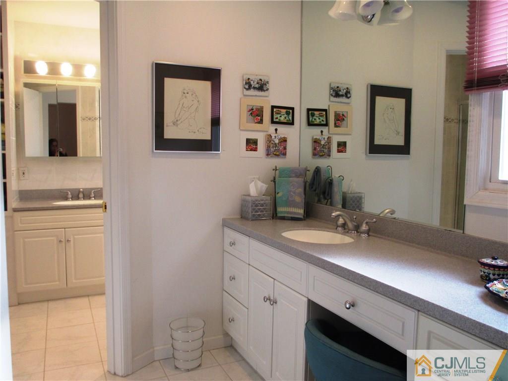 33 Boston Post Road East Brunswick, NJ 08816 - Photo 19 of 24 Gallery Image 19