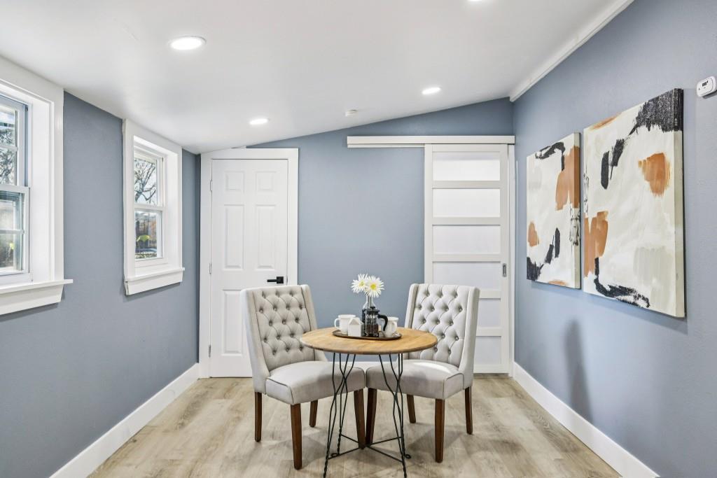 1504 Hardin Avenue Atlanta, GA 30337 - Photo 19 of 50 a dining room with furniture and window