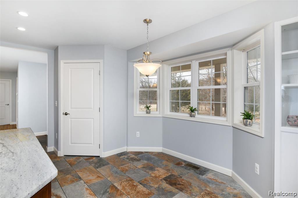 5055 Pleasant Lake Road Howell, MI 48843 - Photo 7 of 35