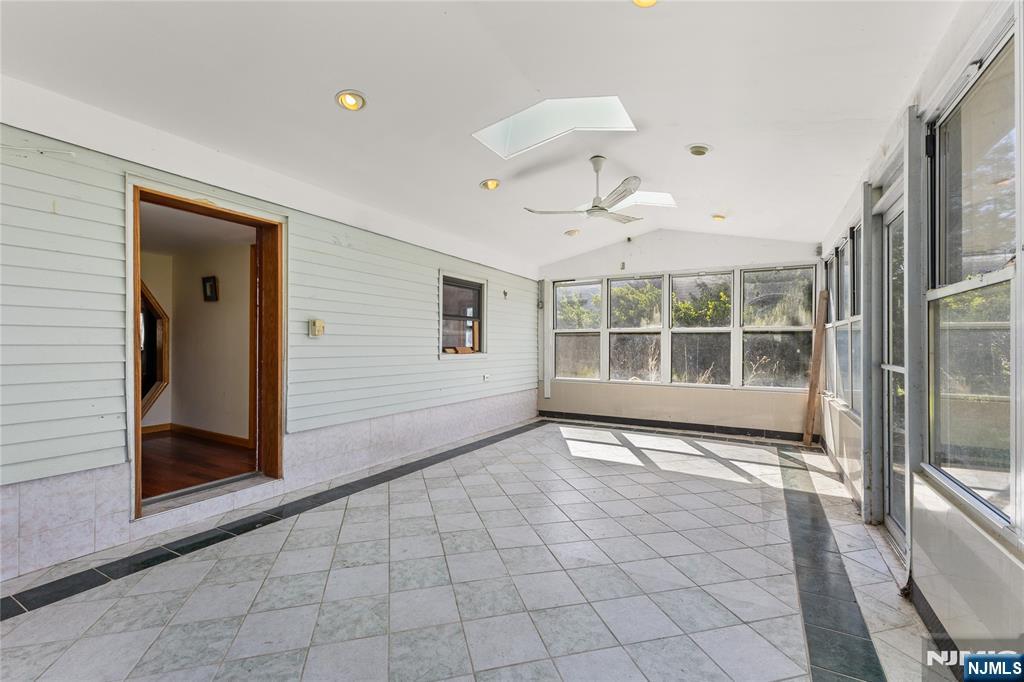 239 Burnside Place Ridgewood, NJ 07450 - Photo 27 of 28