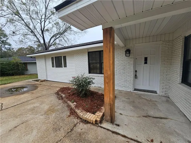 $239,500 | 129 Gayven Drive, Ball, LA 71405