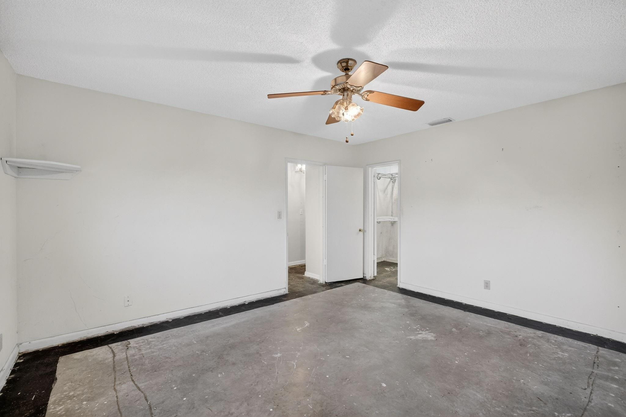 2755 Northeast 28th Avenue, Unit E2 Lighthouse Point, FL 33064 - Photo 31 of 75 Photo 31