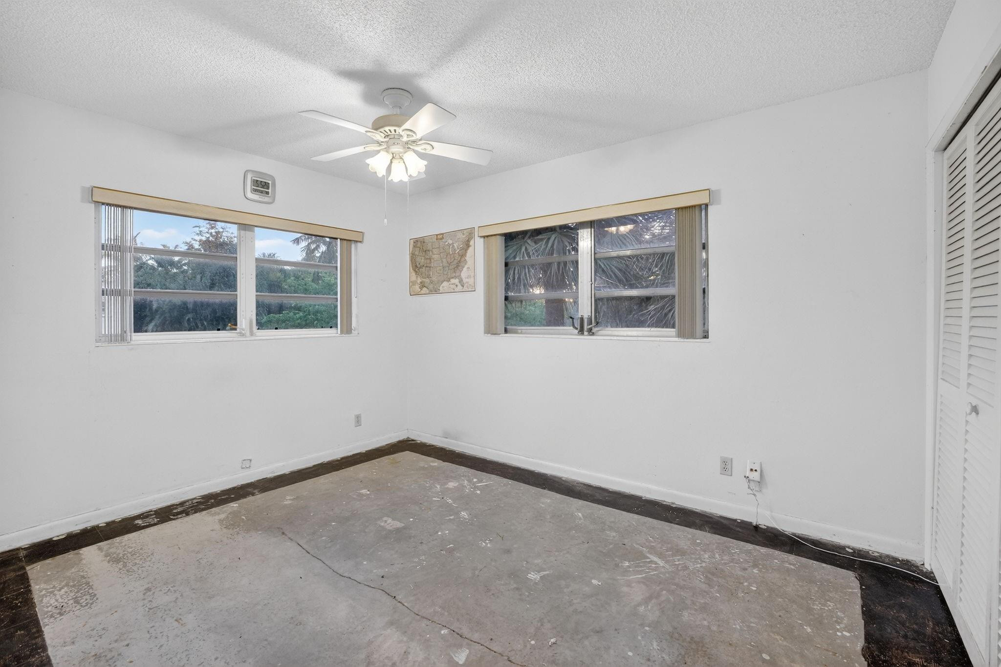 2755 Northeast 28th Avenue, Unit E2 Lighthouse Point, FL 33064 - Photo 34 of 75 Photo 34