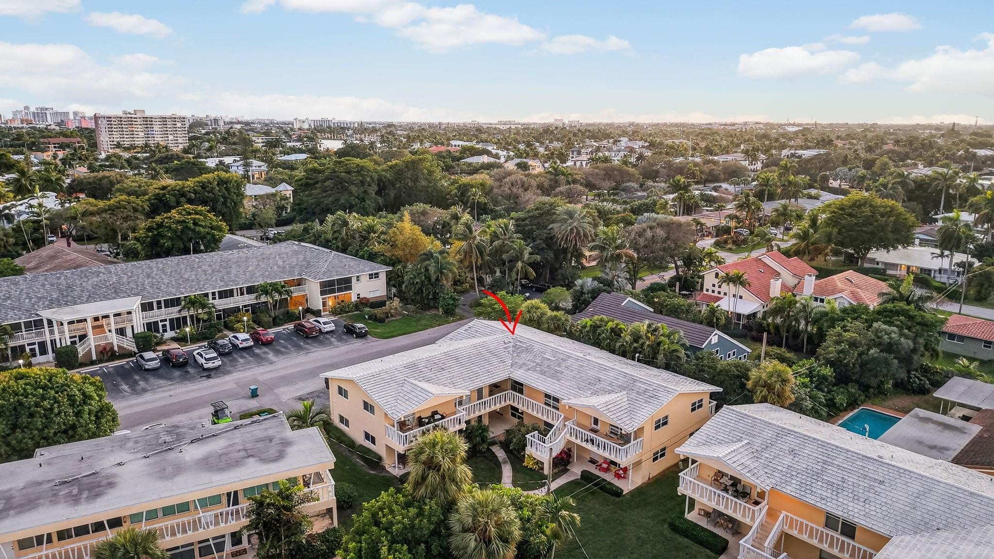 2755 Northeast 28th Avenue, Unit E2 Lighthouse Point, FL 33064 - Photo 51 of 75 Photo 51