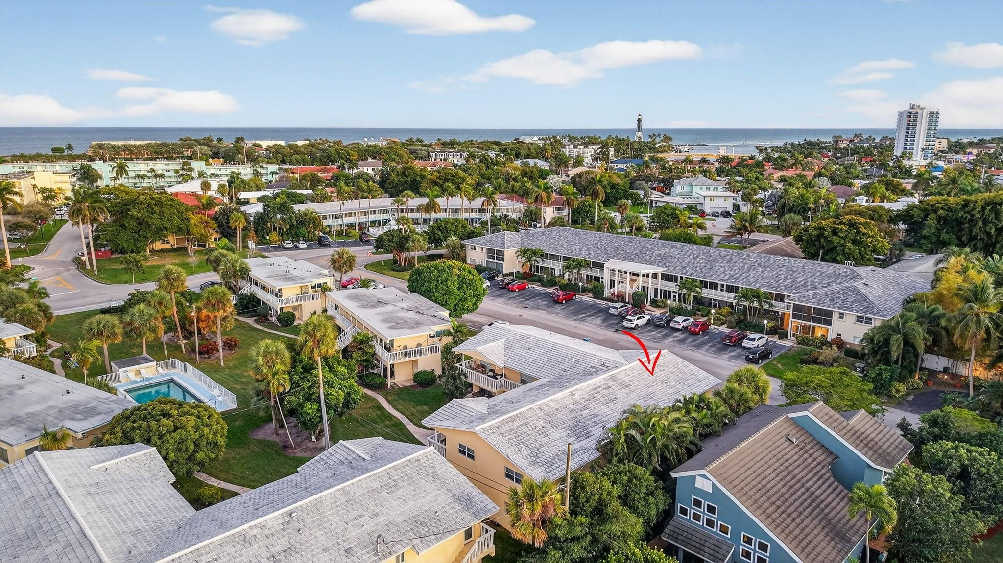 2755 Northeast 28th Avenue, Unit E2 Lighthouse Point, FL 33064 - Photo 53 of 75 Photo 53