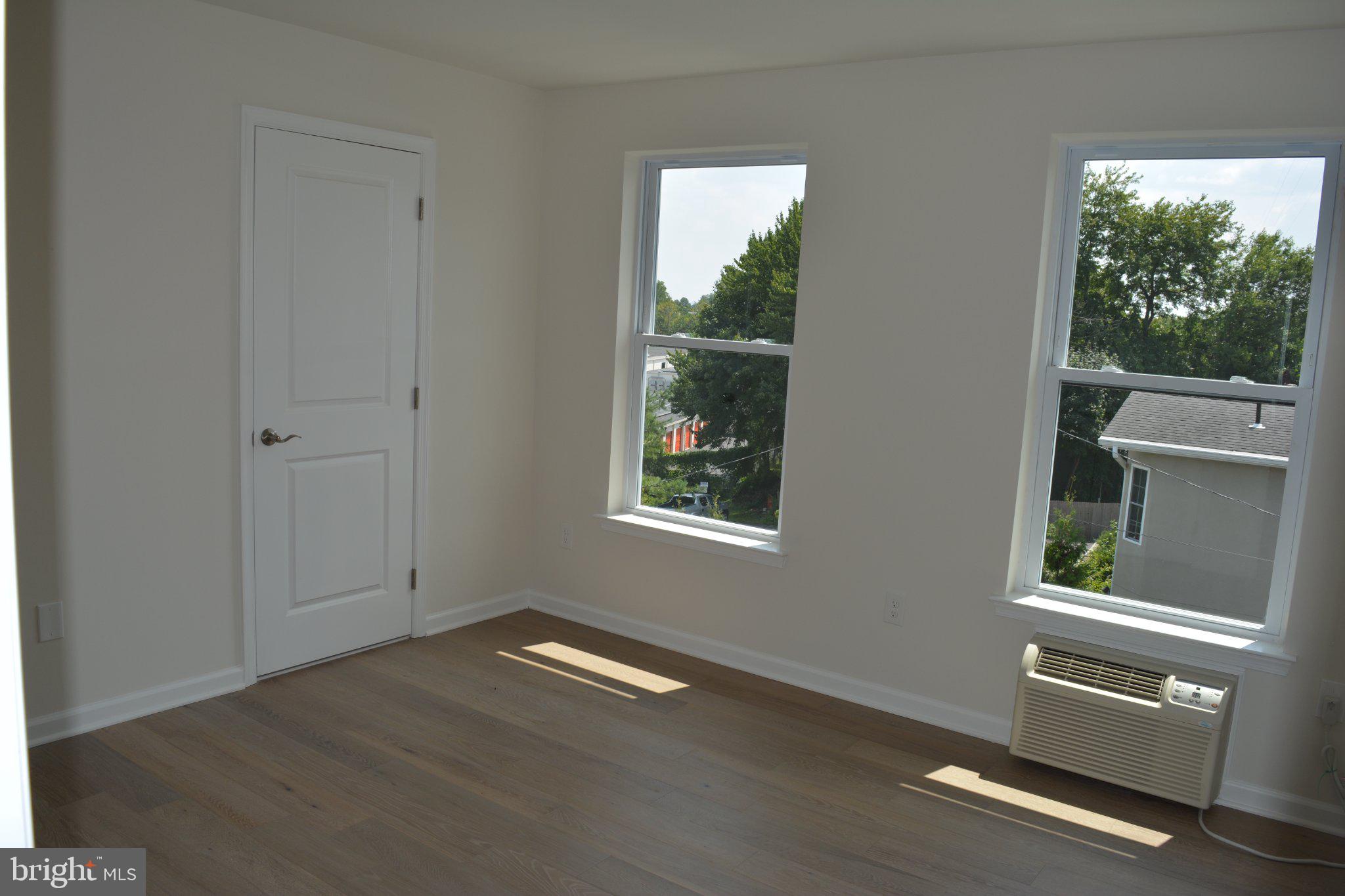 7631 Ridge Avenue, Unit 3 Philadelphia, PA 19128 - Photo 10 of 16 Bright and airy corner room retreat.
