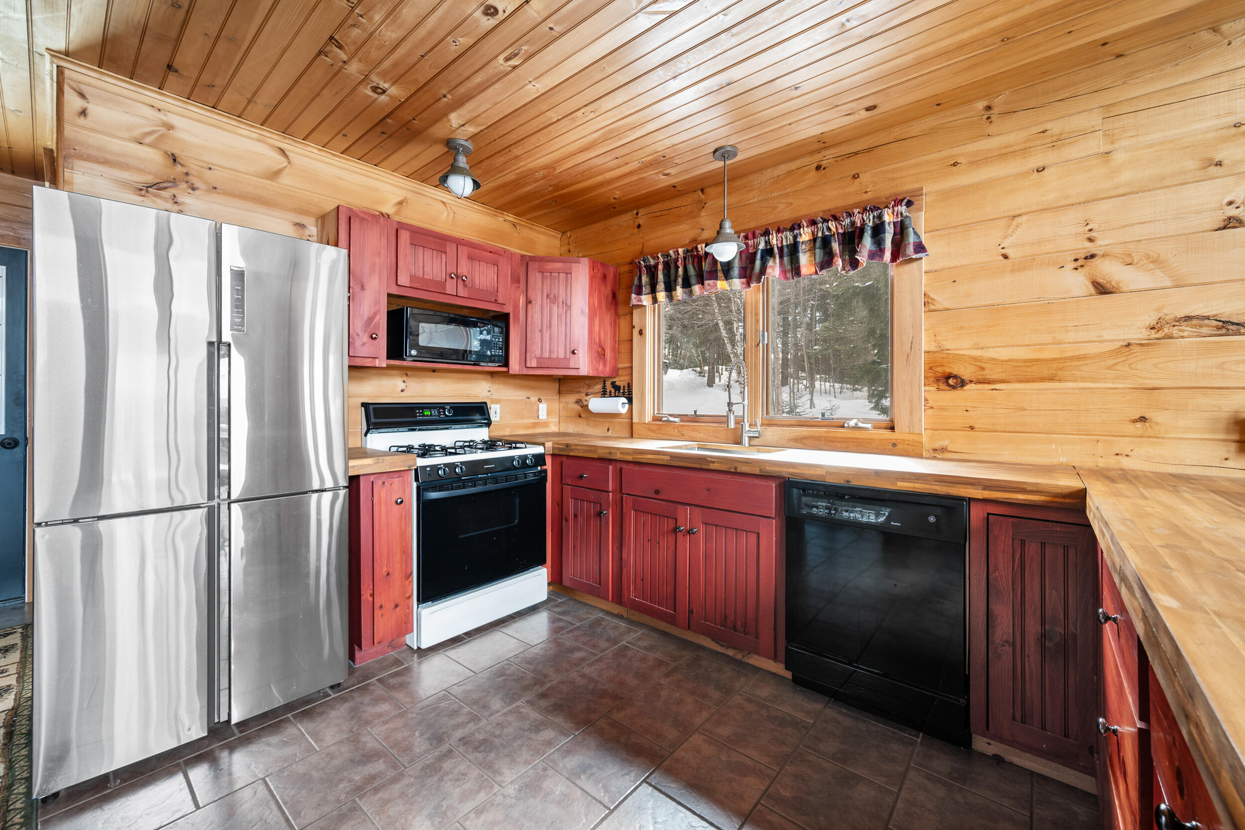 10 Left Branch Road Sandy River Plt, ME 04970 - Photo 5 of 44 DSC_7168