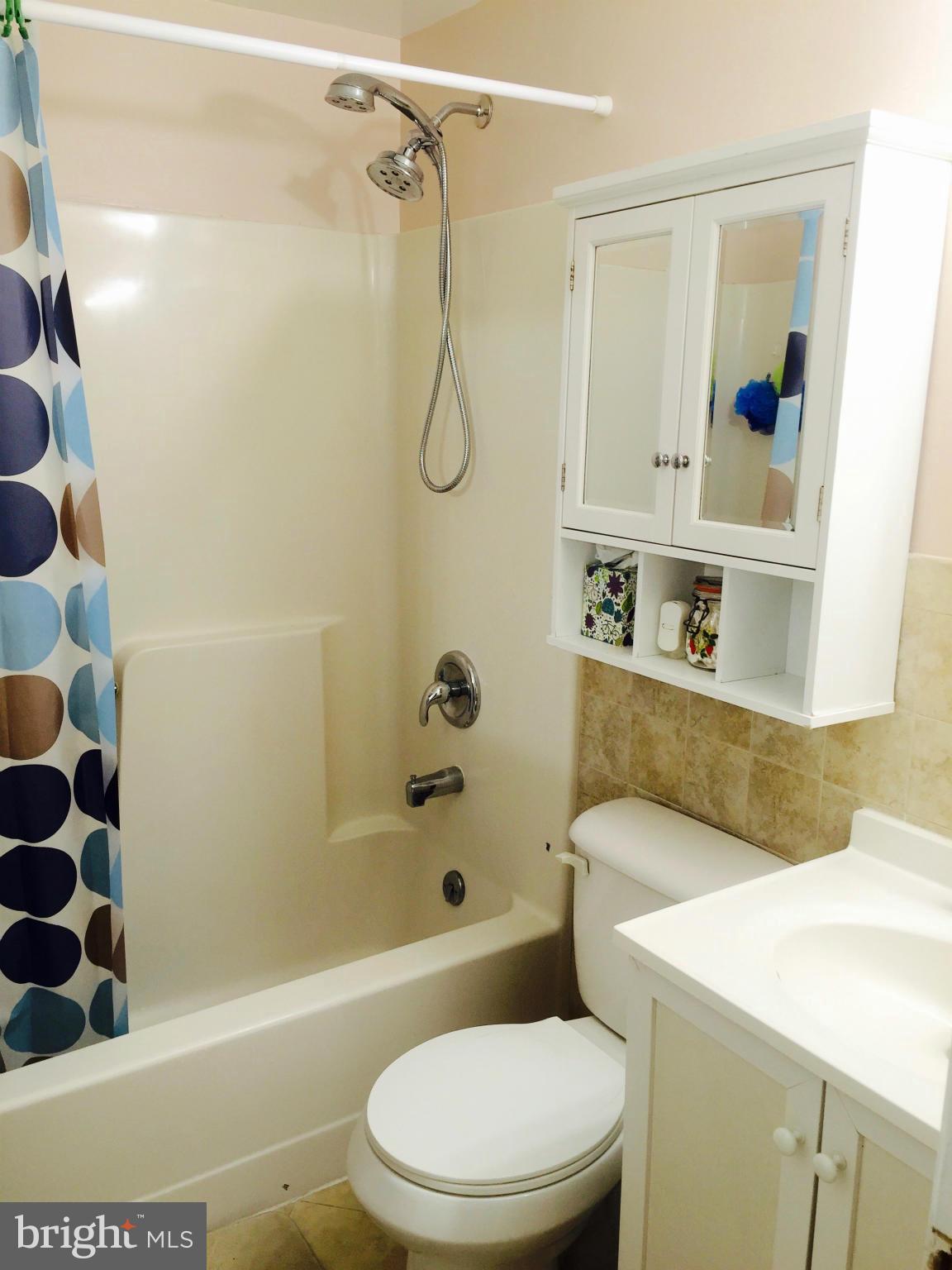 45961 Clarks Road California, MD 20619 - Photo 14 of 27 Bath
