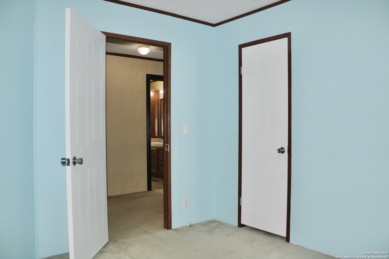 285 Rhonda Drive Lytle, TX 78052 - Photo 33 of 51 a view of a mirror