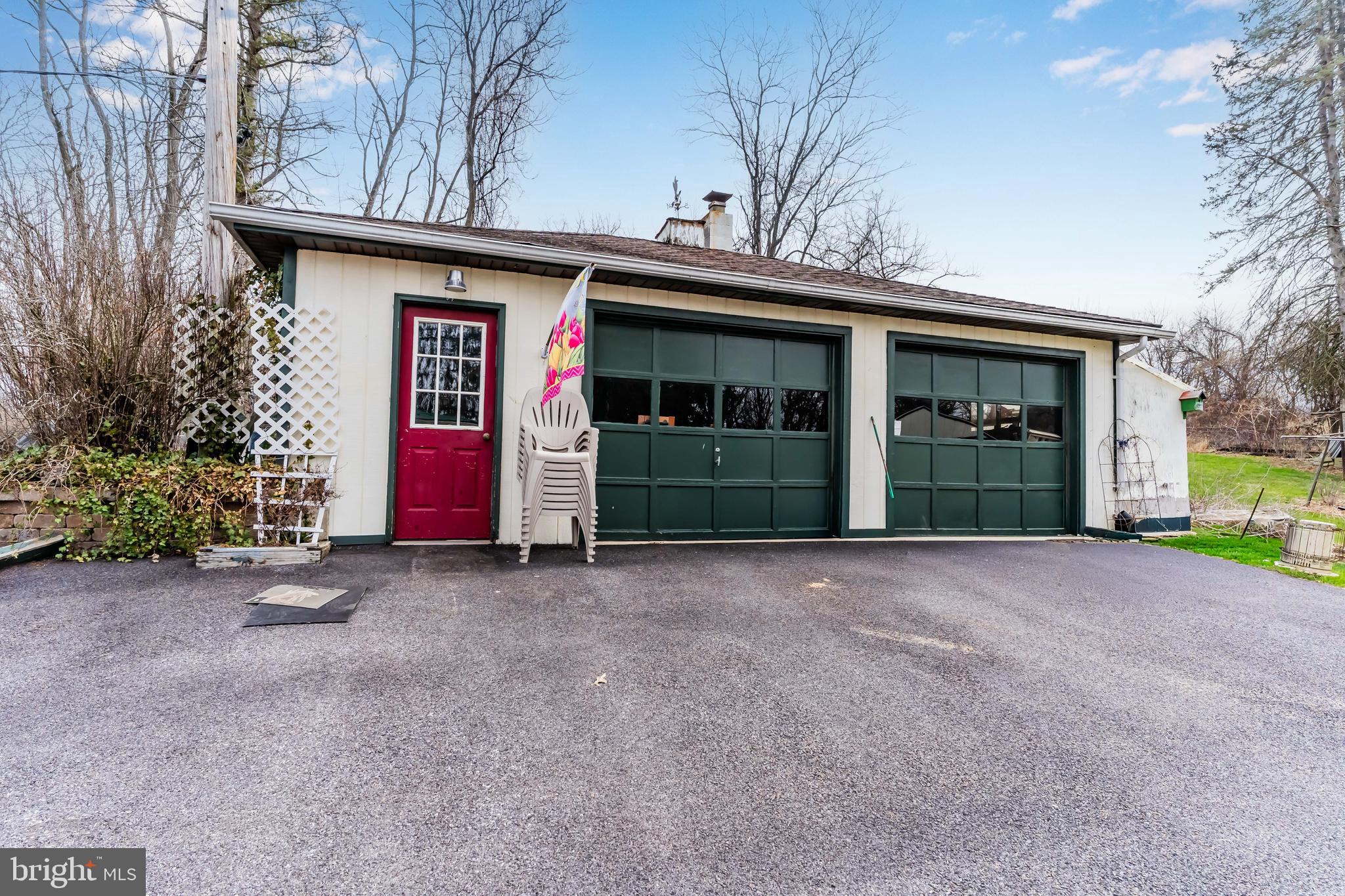 7955 Rider Lane Hummelstown, PA 17036 - Photo 4 of 17