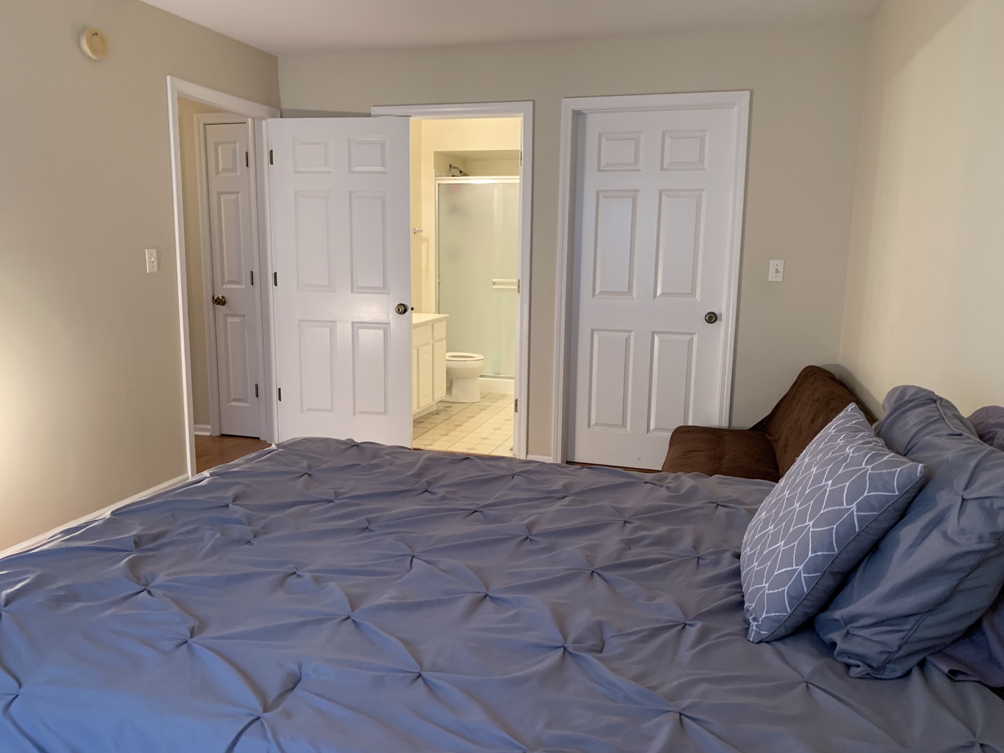 2927 Rutland Circle, Unit 101 Naperville, IL 60564 - Photo 7 of 11 a bedroom with a bed and a closet
