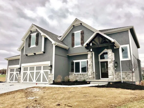 $774,950 | 5275 Northwest 47 Terrace, Riverside, MO 64151