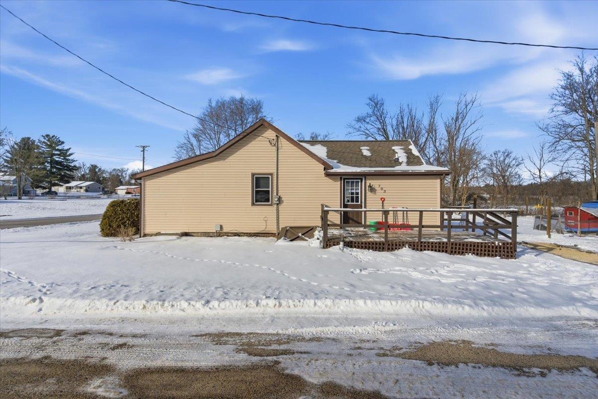 703 Oak Street Arena, WI 53503 - Photo 25 of 35
