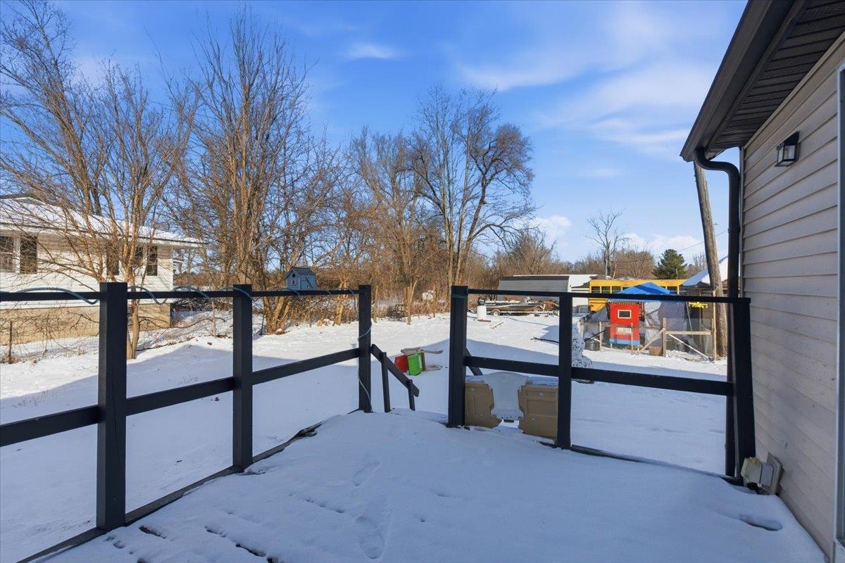 703 Oak Street Arena, WI 53503 - Photo 27 of 35