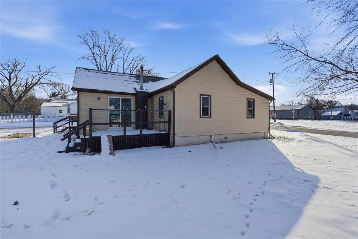 703 Oak Street Arena, WI 53503 - Photo 30 of 35