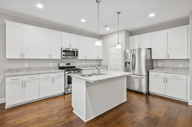 $399,900 | 155 Telavera Drive, White House, TN 37188