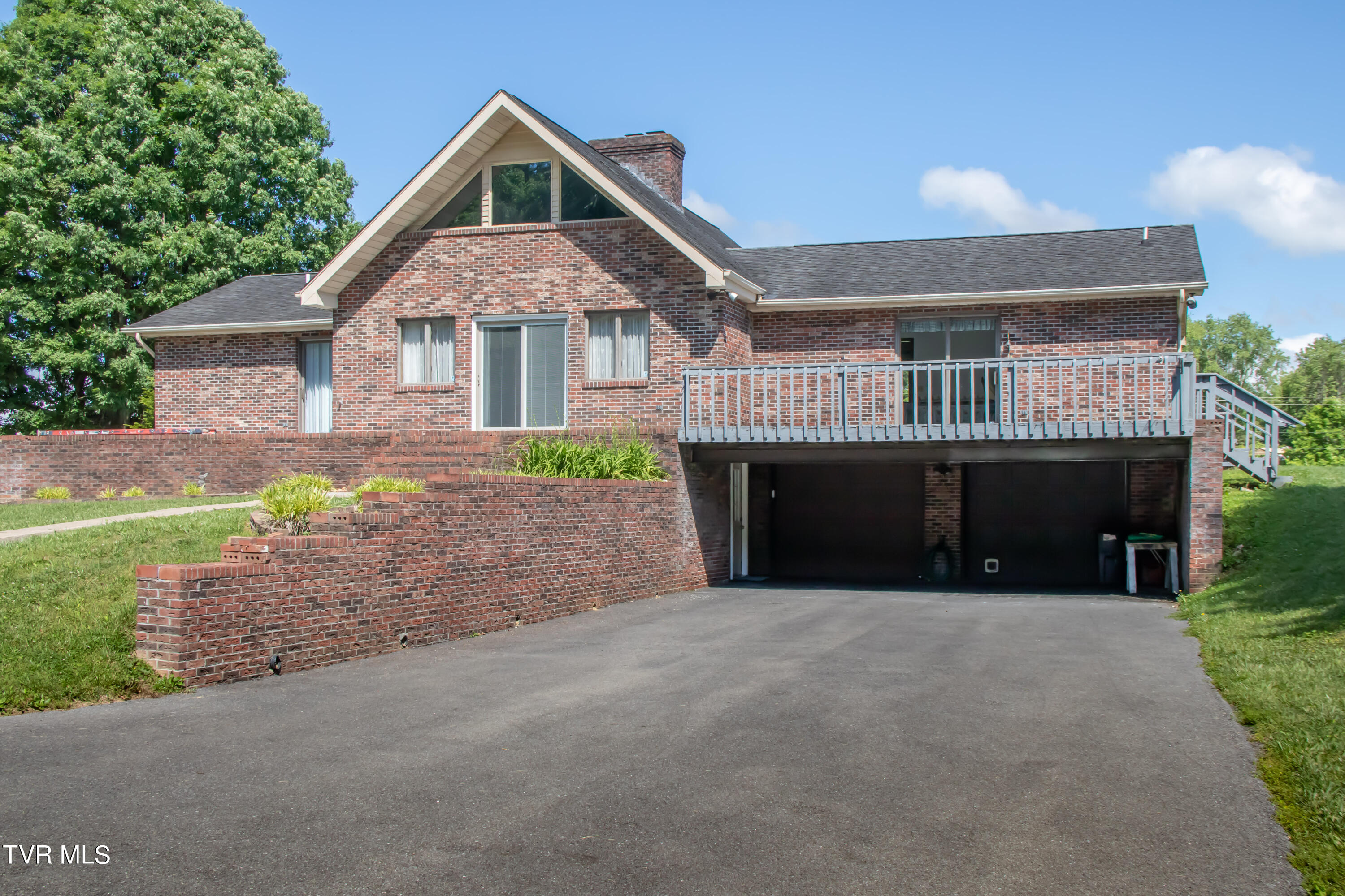 968 V I Ranch Road Bristol, TN 37620 - Photo 29 of 38 968 V I Ranch Road