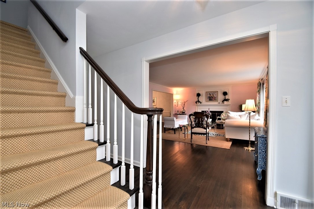 2711 Rochester Road Shaker Heights, OH 44122 - Photo 11 of 31 Gallery Image 11