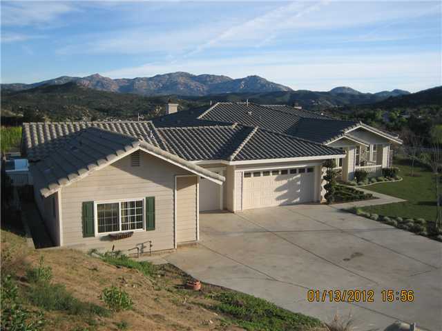 2614 Southern Oak Road Ramona, CA 92065 - Photo 1 of 25 Gallery Image 1