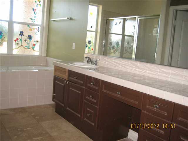 2614 Southern Oak Road Ramona, CA 92065 - Photo 20 of 25 Gallery Image 20