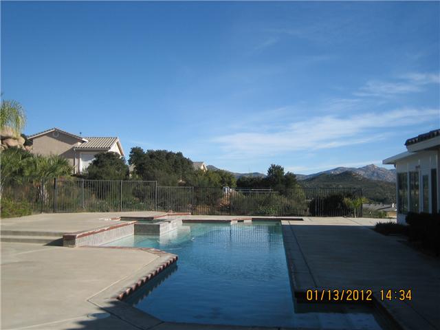 2614 Southern Oak Road Ramona, CA 92065 - Photo 4 of 25 Gallery Image 4
