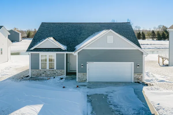 $549,900 | W218-n16074 Tiger Lily Drive, Jackson, WI 53037