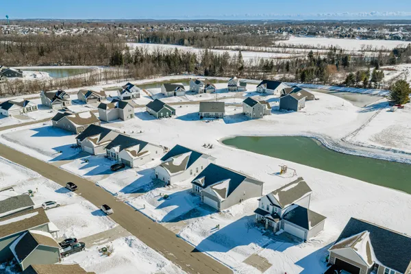 $509,000 | W218-n16074 Tiger Lily Drive, Jackson, WI 53037