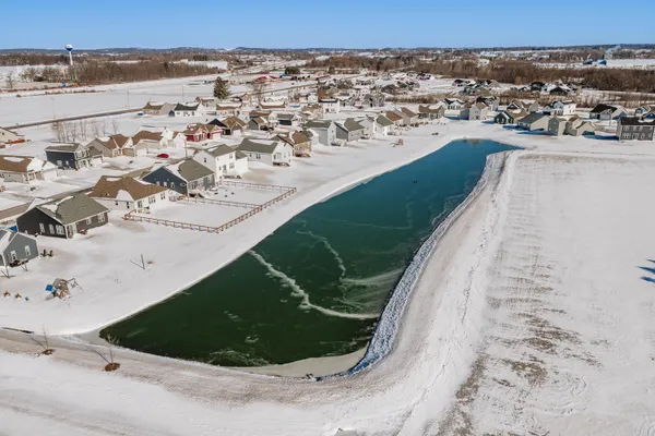 $509,000 | W218-n16074 Tiger Lily Drive, Jackson, WI 53037